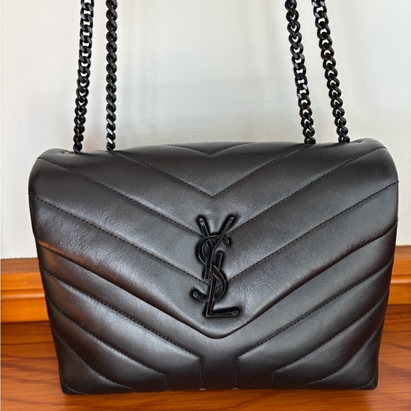 Yves Saint Laurent Small Loulou bag - Picture 1 of 5